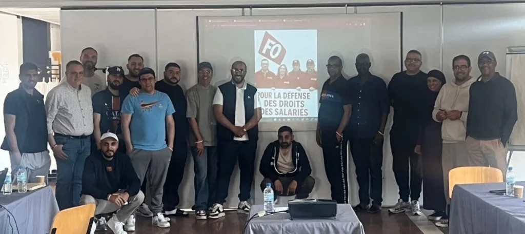 Membres FGTA-FO Coca-Cola en formation sur les outils numériques syndicaux.