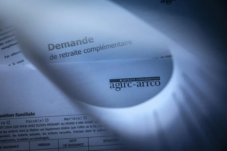 Logos Agirc-Arrco et FO, accord sur les retraites complémentaires.