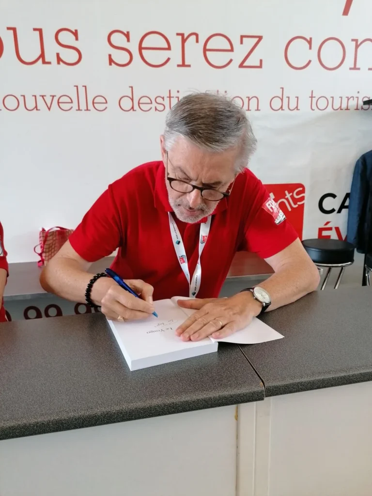 Dejan Terglav en échange fraternel au Congrès FGTA-FO.