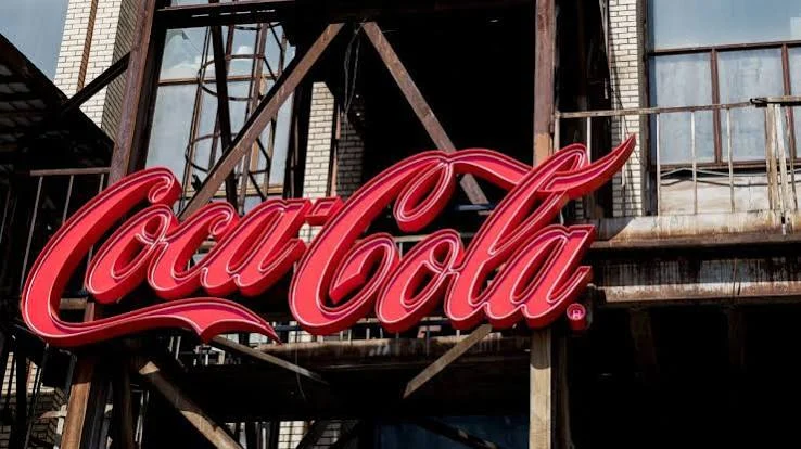 Images de l'usine Coca-Cola Ventura menacée de fermeture.